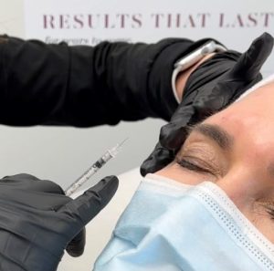 Vive expert injects BOTOX Cosmetic for patient in Calgary